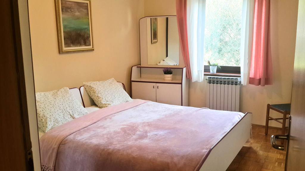Apartment Maras Пореч Экстерьер фото